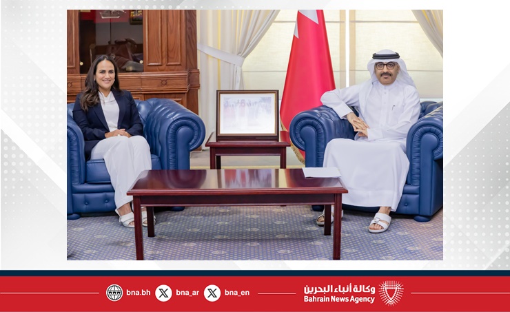 وزير التربية والتعليم يستقبل رئيس مجلس إدارة الجامعة الأهلية وزير التربية والتعليم يستقبل رئيس مجلس إدارة الجامعة الأهلية